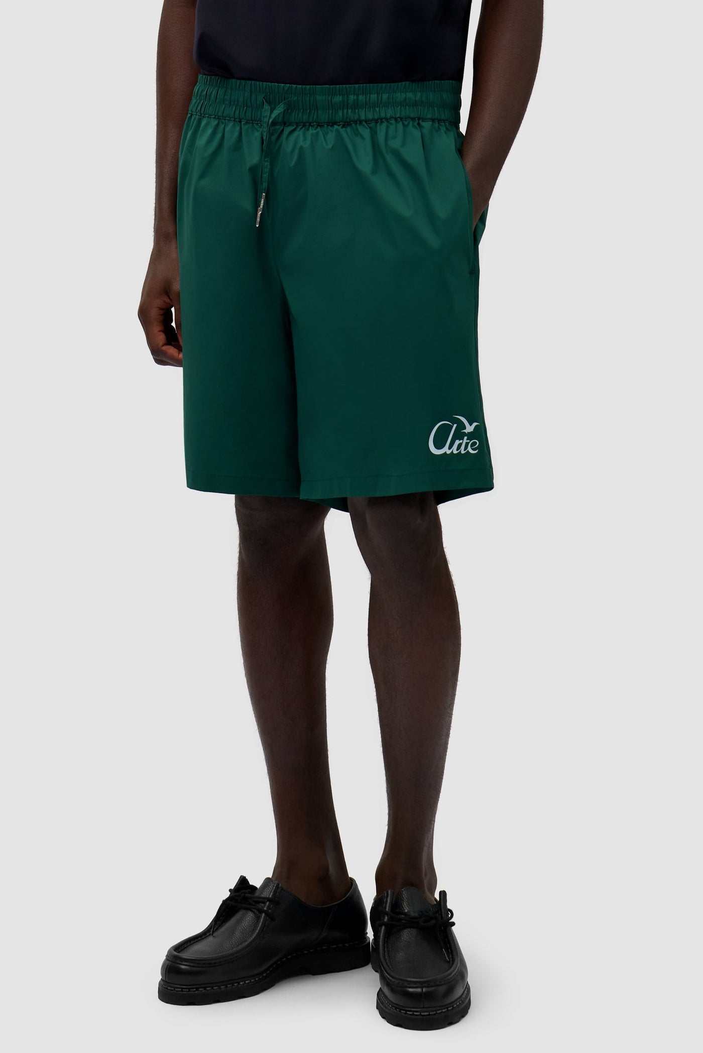 Birds Logo Shorts - Green